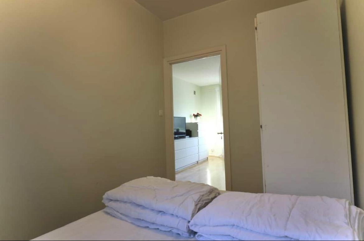 Ferienwohnung Trivsamma Lagenheter Med Fri Parkering Stockholm Exterior foto