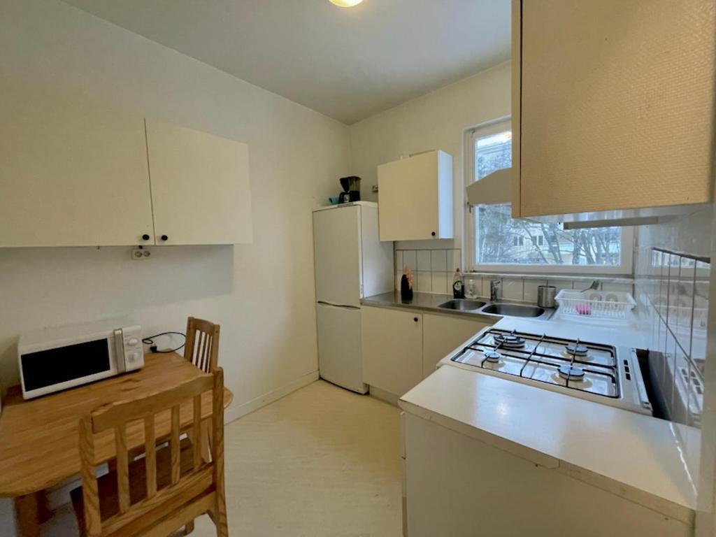 Ferienwohnung Trivsamma Lagenheter Med Fri Parkering Stockholm Exterior foto